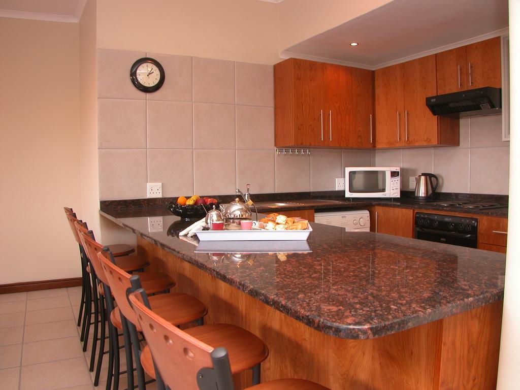 Keret Accommodation Bellville Luaran gambar