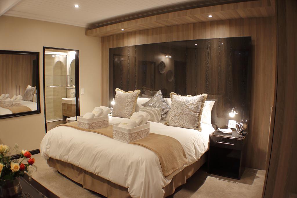 Keret Accommodation Bellville Luaran gambar