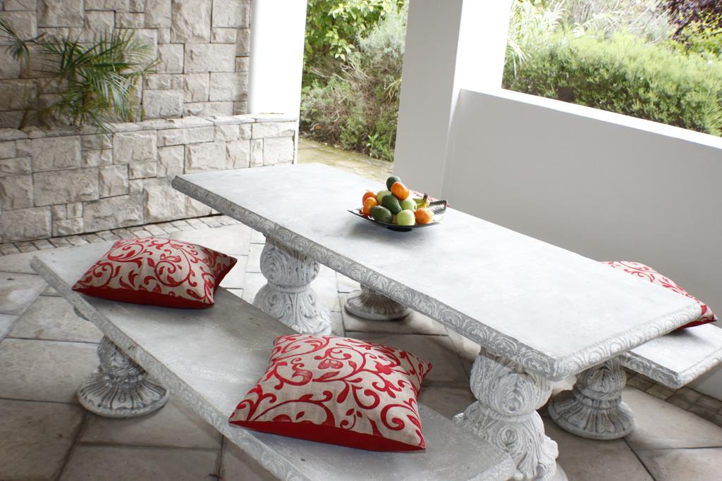Keret Accommodation Bellville Luaran gambar