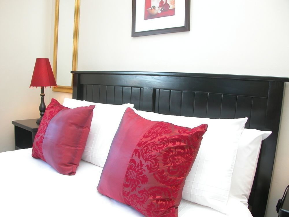 Keret Accommodation Bellville Luaran gambar