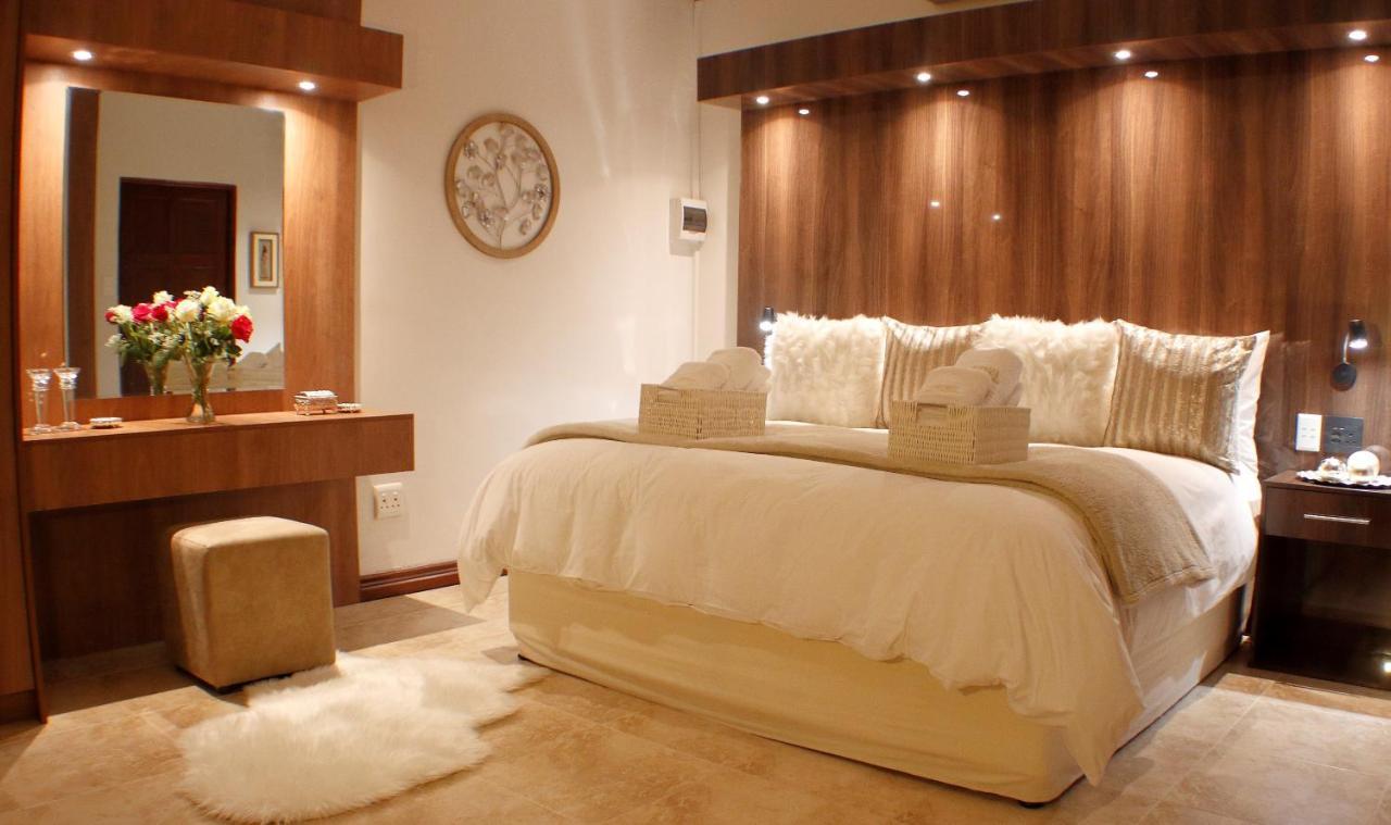 Keret Accommodation Bellville Luaran gambar