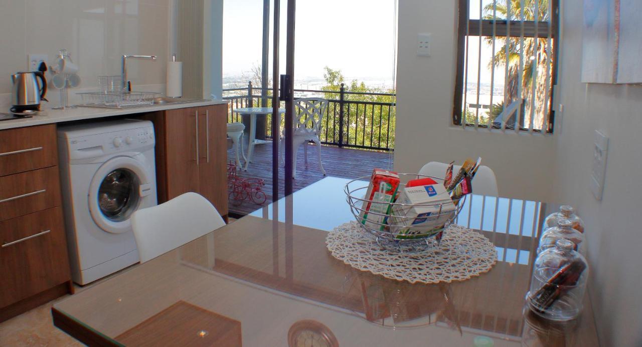 Keret Accommodation Bellville Luaran gambar